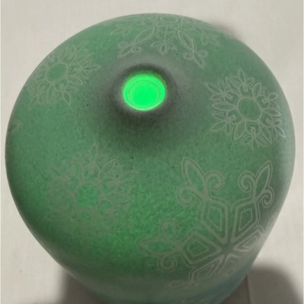 Ceramic Oil‎ Diffuser Blue Snowflake Aromatherapy Lamp 16 Colors LED 6in EUC